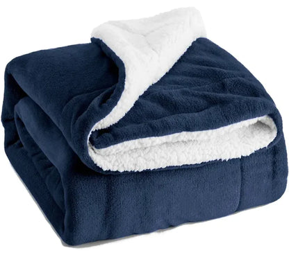 Cozy Sherpa Lamb Fleece Blanket / Couverture ultra-confortable