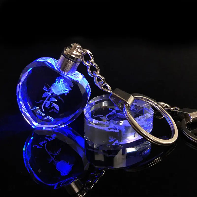 Heart Shape Crystal Rose Key Chain / Porte-clés avec rose en crystal en forme de coeur